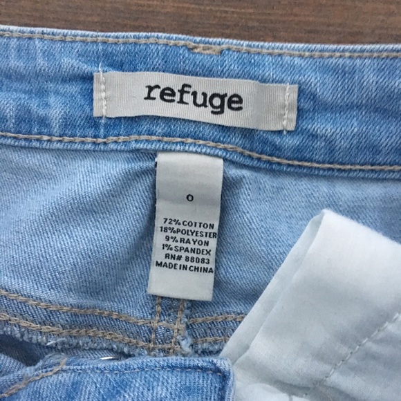 Distressed Button Up Cutoff Jean Shorts Size 0 - Picture 5 of 6